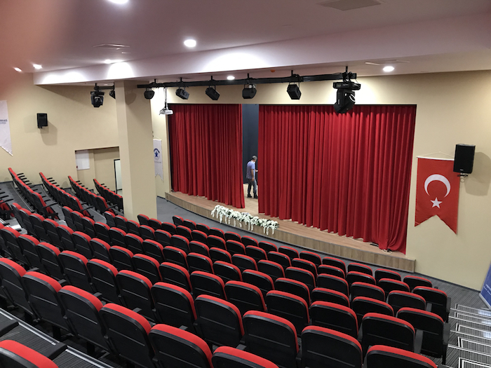konferans koltuğu imalatçıları