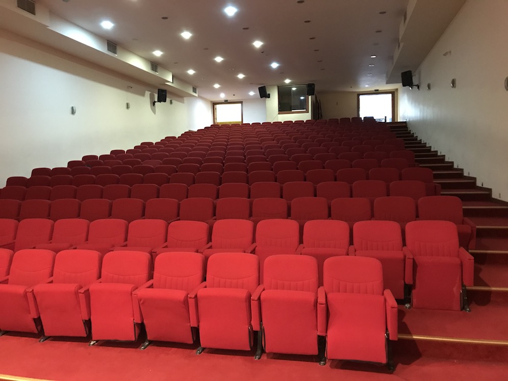 konferans koltukları imalatı ve montajı